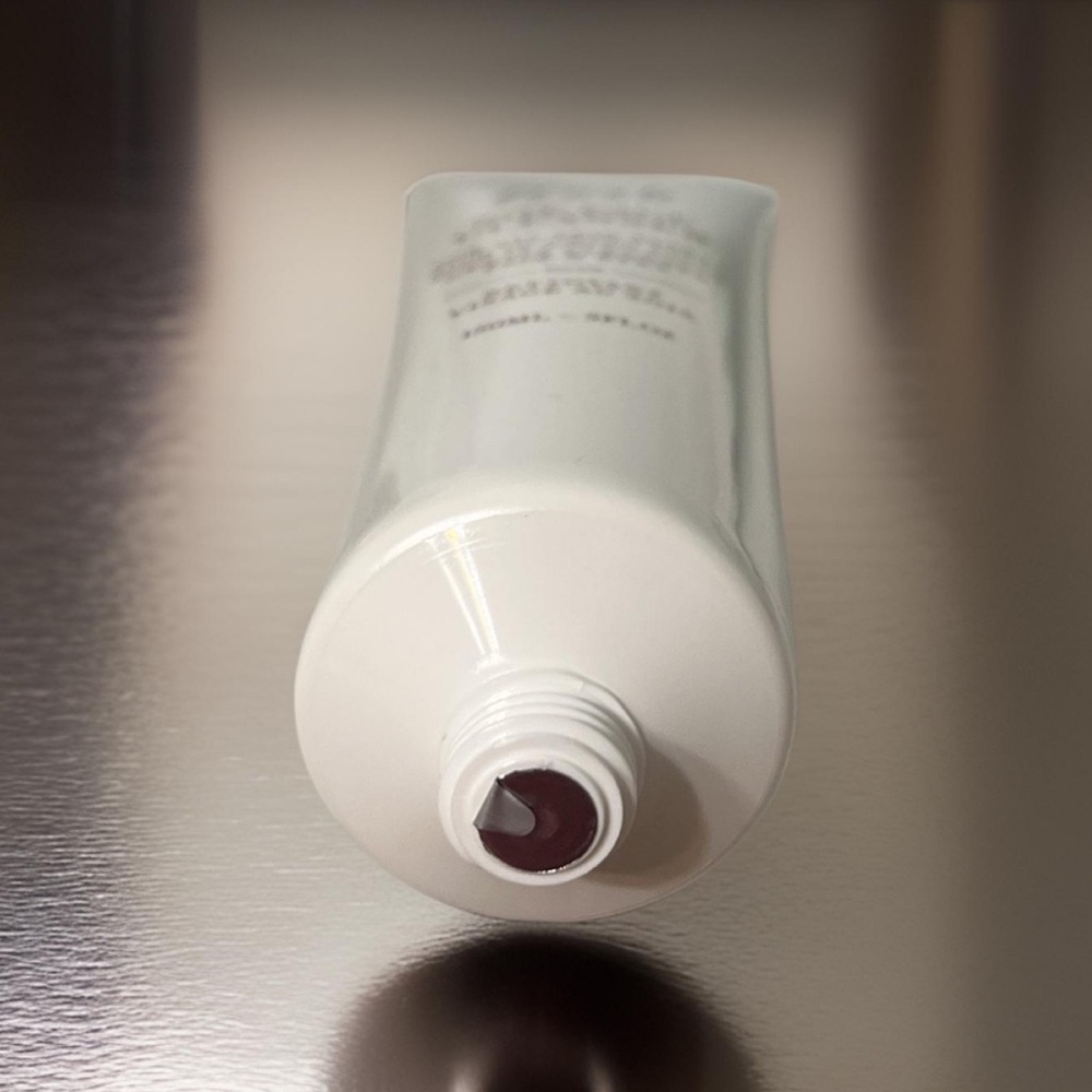 🔥BN FRESH SOY CLEANSER🔥 - Picture 3 of 3